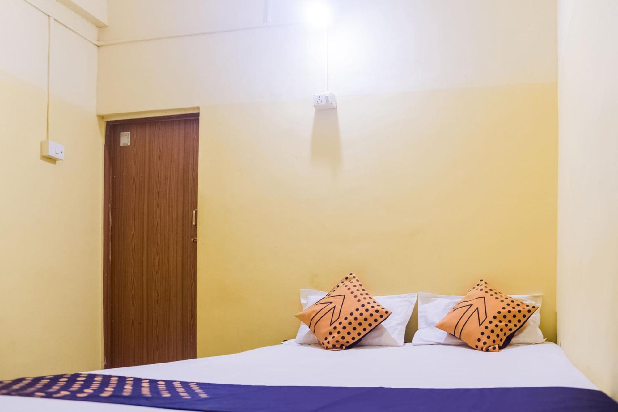 Brahmapur 斯波特昂 76575 图尔西旅馆酒店 外观 照片