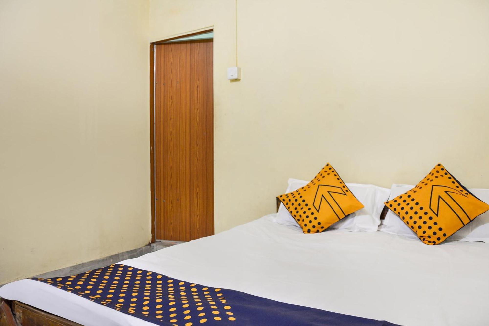 Brahmapur 斯波特昂 76575 图尔西旅馆酒店 外观 照片
