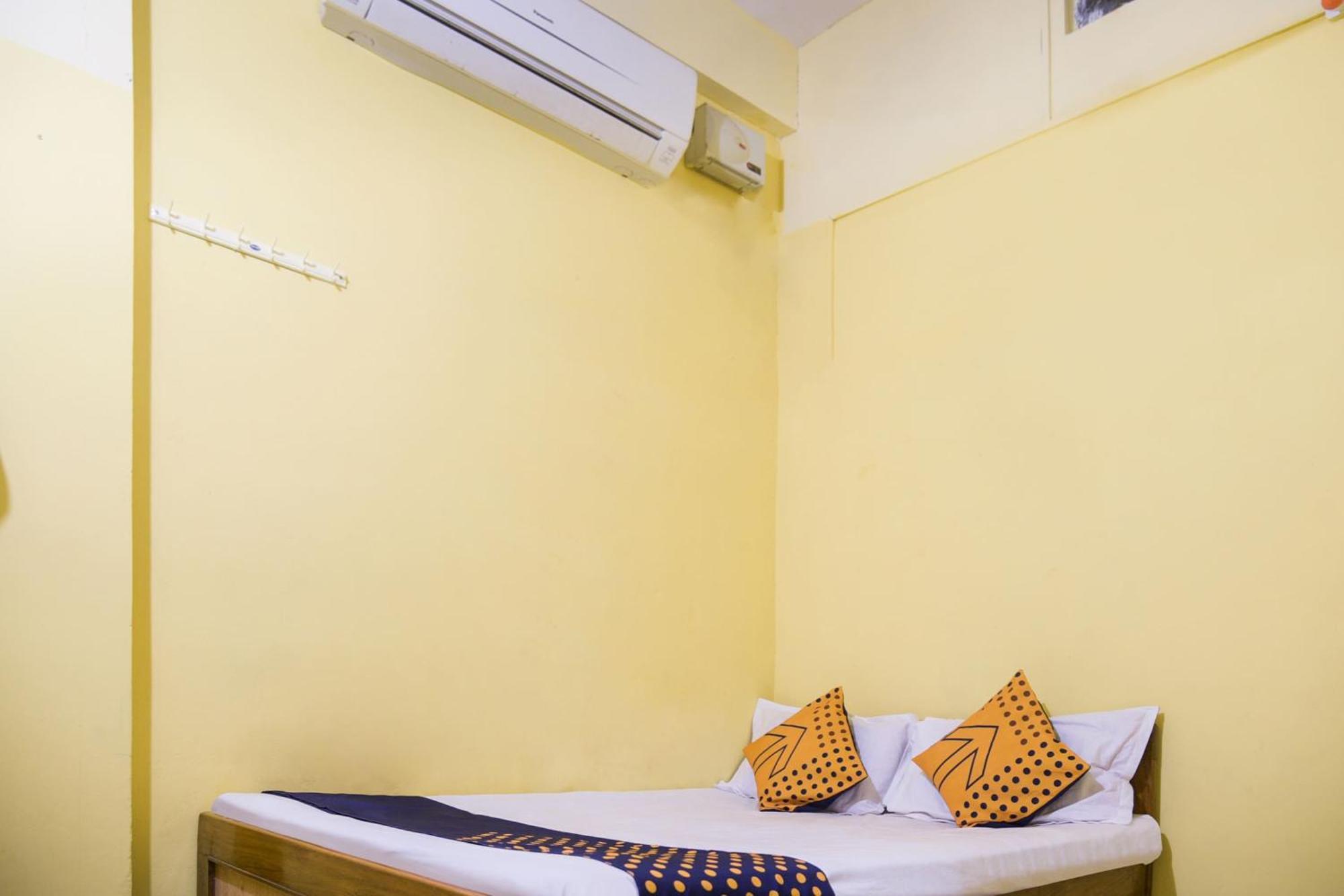 Brahmapur 斯波特昂 76575 图尔西旅馆酒店 外观 照片