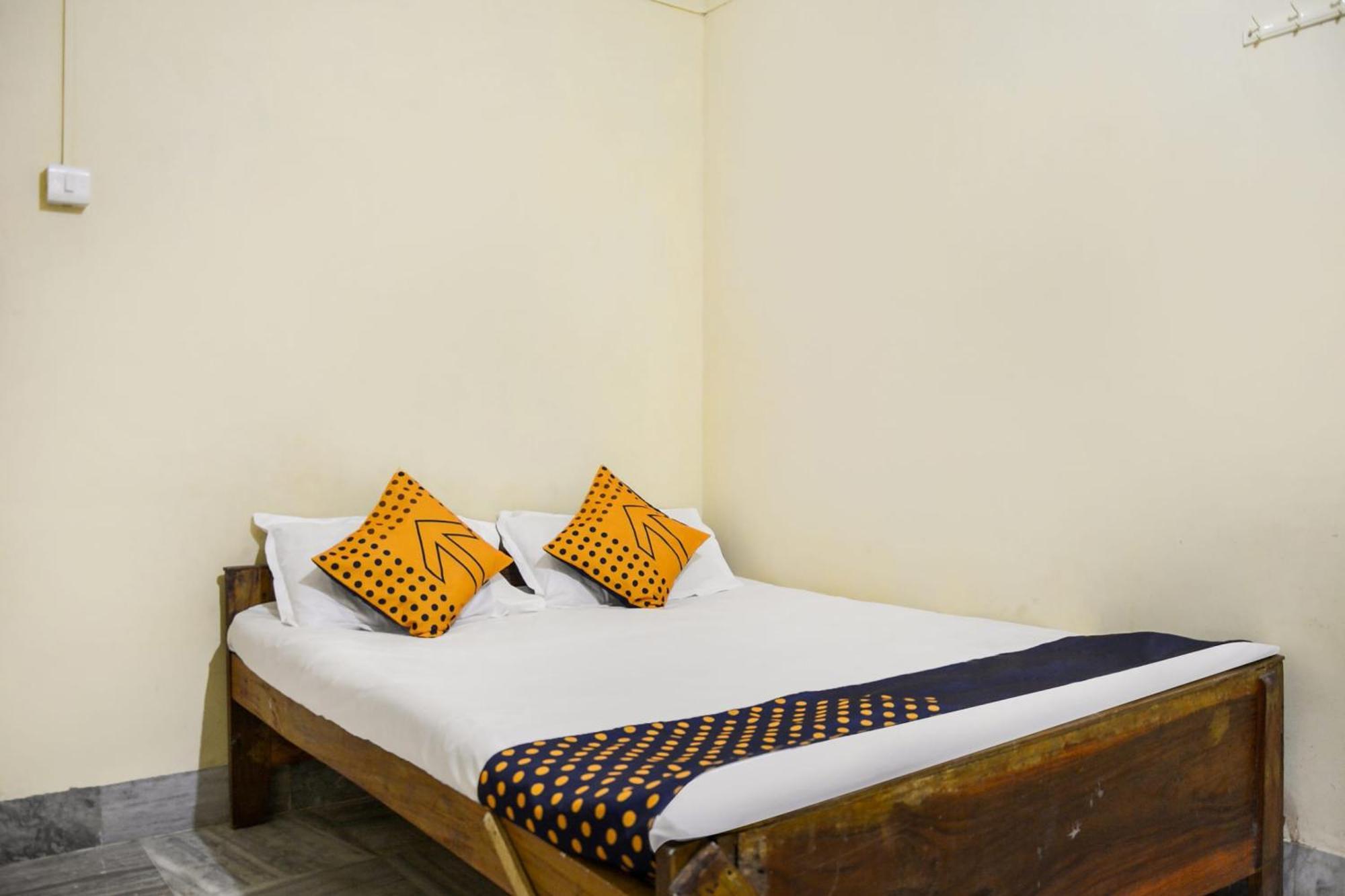 Brahmapur 斯波特昂 76575 图尔西旅馆酒店 外观 照片
