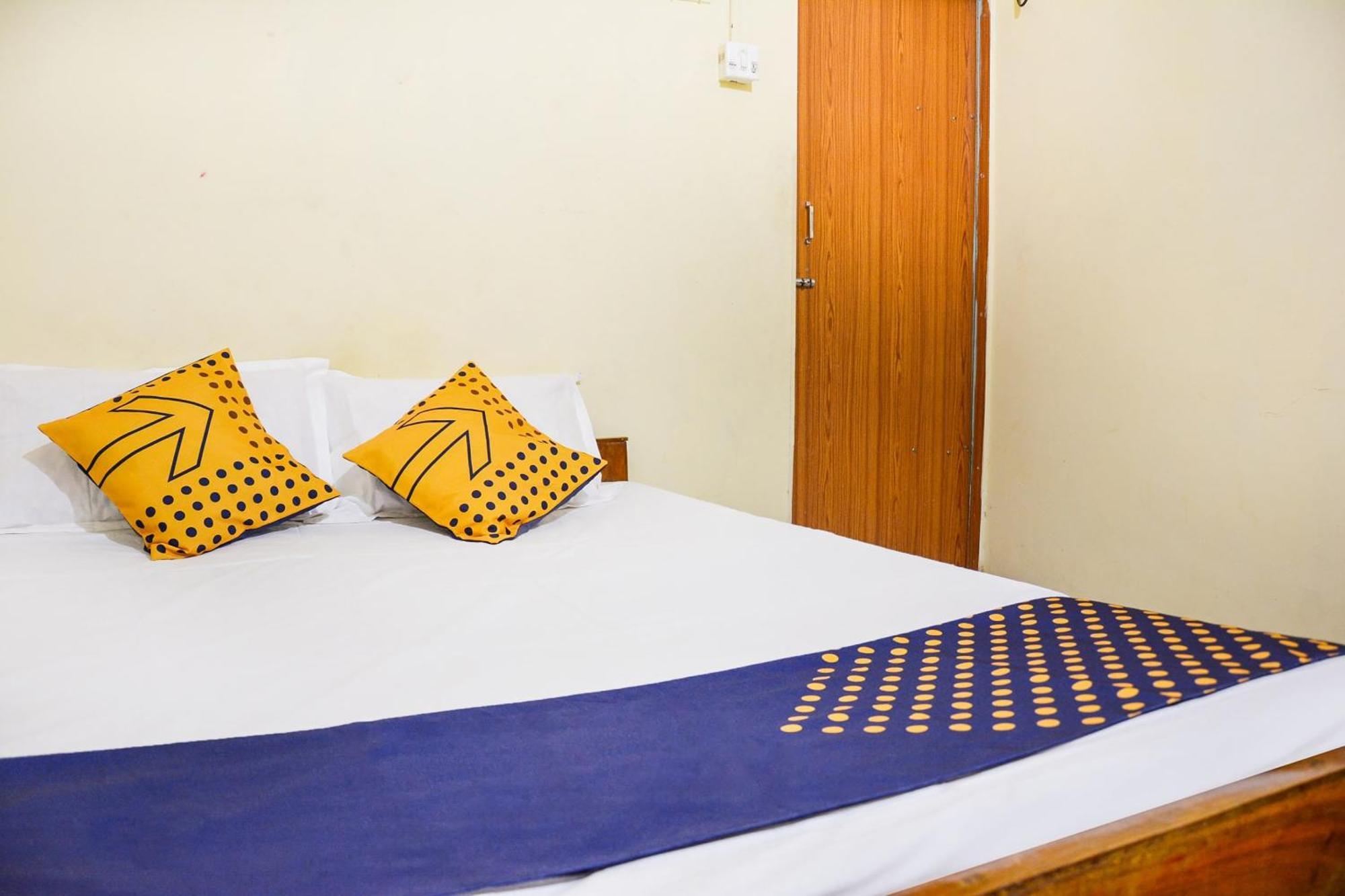 Brahmapur 斯波特昂 76575 图尔西旅馆酒店 外观 照片